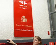 Durante quatro dias, educadores trabalharam espanhol de forma multidisciplinar. Objetivo é tornar estudo da língua mais atraente para alunos.