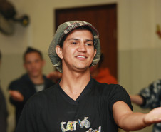 Cerca de 80 alunos do ensino fundamental, médio e técnico irão participar das oficinas até sexta-feira (28), quando ocorrerá a apresentação de uma peça teatral.