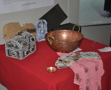 O respeito à cultura e ao povos ciganos que vivem do Estado do Paraná foi tema do 1º Encontro de Educação Escolar Cigana, promovido nesta quinta-feira.