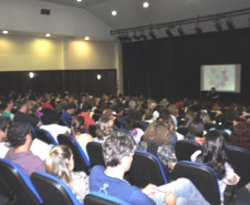 Evento é uma ação da SEED para melhorar oferta da educação em tempo integral no estado do Paraná. Proposta será discutida de forma coletiva com atividades que vão até quinta-feira (11).