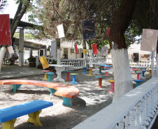 Criada para estimular a leitura e despertar o interesse pelas obras da poetisa, a revitalização do espaço é fruto do esforço de professores e alunos.