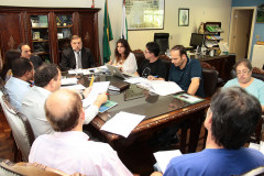 A Secretaria da Educação elabora um documento de orientação para garantir que a hora-atividade tenha uma perspectiva pedagógica.<br />
<br />
Veja mais fotos em: <a href=" http://www.flickr.com/photos/flavioarns/sets/72157632808384530/" target="_blank"> http://www.flickr.com/photos/flavioarns/</a>
