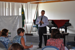 Reunião com representantes apresentou programas desenvolvidos pelas secretarias e discutiu propostas para aumentar a parceria em projetos.