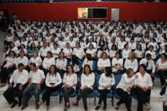 O Governo do Paraná está dando solução definitiva para o drama dos 30 mil professores que há quase uma década esperavam para validar diplomas da Faculdade Vizinhança Vale do Iguaçu (Vizivali).<br />
<br />
Veja mais fotos em: <a href=" http://www.flickr.com/photos/flavioarns/sets/72157633173734771/" target="_blank"> http://www.flickr.com/photos/flavioarns/</a>