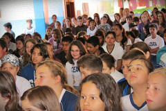 A direção do colégio organizou com o Núcleo Regional de Educação de Cascavel um evento para marcar o início das obras.