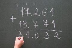 Candidatos disputam 13.771 vagas de pedagogos e professores de todas as disciplinas do ensino fundamental e médio no Paraná inteiro.