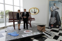 O governador em exercício Flávio Arns e a secretária estadual da Família e Desenvolvimento Social, Fernanda Richa, apresentaram nesta segunda-feira (20), em Curitiba, a campanha Viva a Infância. O objetivo é motivar a sociedade a enfrentar as situações de violência contra crianças e adolescentes e denunciar esses atos.