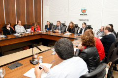 O governador em exercício e secretário de Estado da Educação, Flávio Arns, participou nessa terça-feira (21), no Palácio Iguaçu, em Curitiba, da reunião bimestral do Fórum Permanente de Apoio à Formação Docente do Paraná. 