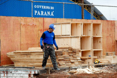 15-05-13 - Obras de reforma, Colégio Estadual Yvone Pimentel.  