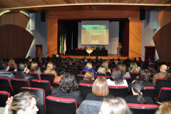 “A escola e as novas tecnologias” é tema do Seminário Temático do PDE 2013, que acontece de 10 a 21 de junho em todo o Estado. 