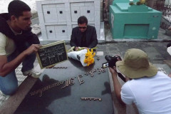 Os formandos em Técnico em Produção de Áudio e Vídeo, do Colégio Estadual do Paraná, apresentam o filme "Recortes" - curta metragem de conclusão de curso da turma.