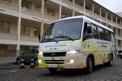 Imagens da Caravana em 2012, quando a homenageada foi Helena Kolody.