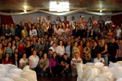 O Núcleo Regional de Educação de Pitanga promoveu nessa quarta-feira (7), em Pitanga, o 1º Encontro Regional de Funcionários de Escola. Cerca de 400 funcionários de escolas estaduais e conveniadas dos sete municípios atendidos pela regional participaram do evento que teve como objetivo reconhecer o trabalho desses profissionais, além de comemorar o Dia do Funcionário da Escola. 