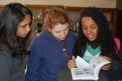 Vida e obra do professor paranaense Germano Bayer e a história do Colégio Estadual do Paraná (CEP) são apresentadas na mostra.