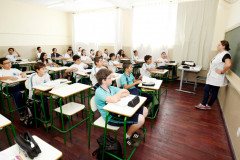 Colégio Estadual Antônio Marcos Cabani. Foto meramente ilustrativa