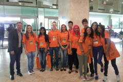 Estudante de 15 anos foi a 3ª colocada no concurso Jovem Senador. Sugestões da paranaense podem ser convertidas em projetos de lei.