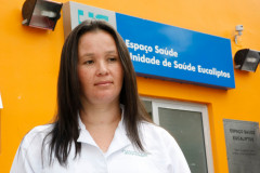 Cursos técnicos da Rede Estadual, na foto a aluna e estagiaria de enfermagem Danubia Carla Nascimento. 27-11-13.