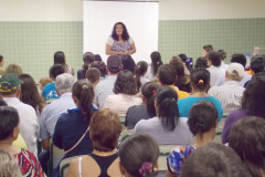 Reunião bimestral com pais para apresentação da prestação de contas.