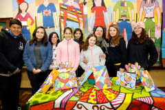 Colégio Estadual Ermilinio de Leão, alunos do colégio tem aulas no contraturno com a professora de artes Clevna Santos. 15-08-13.