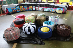 A reciclagem de pneus tornou-se tema de projeto no Colégio Estadual Helena Kolody, em Sarandi. A proposta envolveu as disciplinas de arte e de filosofia. 