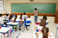 Colégio Estadual Professora Maria das Graças Calvacanti Di Mario. 13-03-14.