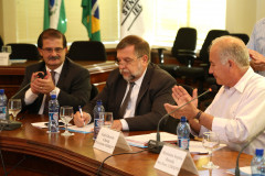 Secretarias estaduais lançaram o "Ano pedagógico da água", ação educativa para debater o tema água nas escolas da rede pública de ensino. <br />
<br />
Veja mais fotos em: <a href=" http://www.flickr.com/photos/flavioarns/sets/72157642869997454/" target="_blank"> http://www.flickr.com/photos/flavioarns </a>