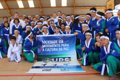 Cerca de 150 crianças já estão frequentando as aulas da arte marcial no contraturno escolar do Colégio Estadual Jardim Interlagos.