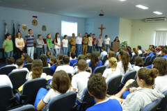 Cerca de 200 alunos do Projeto Pratique Cortesia, participaram, em Santa Helena, de um encontro para discutir e socializar os resultados alcançados.