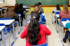 Decisão afeta escolas que aderiram à paralisação (19/03) ao e movimento de dispensa da última aula, ambos promovidos pelo Sindicato dos Professores do Paraná.