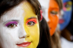 Nova edição destaca as atividades de profissionais da rede estadual de educação em Tomazina, Rio Negro, Londrina e Foz do Iguaçu.