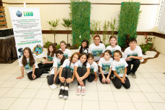 Colégio Estadual Olindamir Merlin Claudino, professora Giovana Aparecida Pereira Bento realiza projeto "Vermicompostagem: raspas e restos fazem a diferença”.  08-05-14.