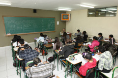 A nova regra terá efeito para a composição das escolas estaduais para o ano letivo de 2012.