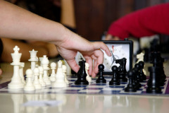 Uma mesa de discussão sobre a retomada do programa de ensino do xadrez nas escolas do Paraná será transmitida pelo Escola Interativa.