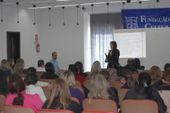 Proposta busca melhorar trabalho de professores e pedagogos de escolas da região para garantir atendimento adequado a alunos deficientes.