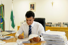 Governador libera R$ 34,1 milhões para reparos em escolas estaduais