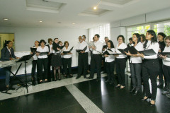 Coral Vozes da Educação canta para o dia do servidor público