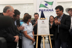 Governador Beto Richa, acompanhado pelo Prefeito Marcio Wosniack, Deputado Francisco Buhrer e demais autoridades, inaugura o Colégio Estadual de Educação Profissionalizante Erotides Angelo Nichele.
Fazenda Rio Grande, 27/06/2014
 