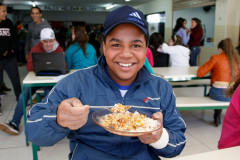 Colegio Estadual Helena Kolody na cidade de Terra Boa, na foto o aluno Kelvin Pratick dos Santos. 14-08-14.  
