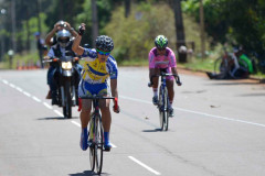 Alunos das escolas estaduais do Paraná foram destaques nos Jogos Escolares da Juventude, maior competição escolar do Brasil, que reuniu mais de 4 mil jovens atletas, de 15 a 17 anos, em João Pessoa, na Paraíba, na semana passada. Os paranaenses trouxeram medalhas em vôlei de praia, ciclismo, atletismo e tênis.