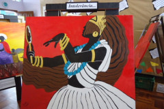 A Exposição Ébano foi promovida pelo Colégio Estadual Santa Rosa, em Curitiba, que propiciou à comunidade escolar um espaço na biblioteca para discussões e reflexões sobre a importância da cultura negra no Brasil. Também homenageou Zumbi dos Palmares, um dos líderes da história negra no País. São telas, painéis, instrumentos musicais que abordam vários temas como a valorização da mulher negra, igualdade e tolerância religiosa.