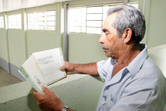 Em uma década, o Programa Paraná Alfabetizado já atendeu mais de 500 mil pessoas no estado, com 15 anos ou mais que não eram alfabetizadas. Na foto o aluno Anizio Bueno. 24-11-14. 