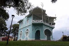 Governo do Estado oficializa cessão de uso do imóvel Belvedere pela Academia Paranaense de Letras. 
Curitiba, 19/01/2015.