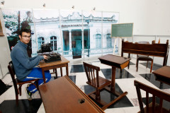 Nossa Escola Tem História é uma iniciativa do Governo do Estado com o objetivo resgatar e preservar a memória escolar no Paraná. Na foto, exibição do acervo do Museu no Palácio Iguaçu.