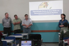 A Secretaria da Educação possui uma nova oferta de especialização para profissionais com formação técnica que desejam ampliar seus conhecimentos.