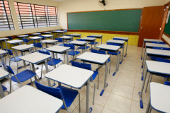 A secretária da Educação, professora Ana Seres, vem alertando que os alunos já foram bastante afetados com a primeira mobilização da categoria e que a nova paralisação compromete ainda mais a questão pedagógica, pois o conteúdo precisa ser ministrado de maneira adequada