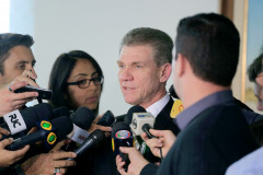 Isso representa, neste momento, que para cada R$ 10,00 arrecadados, o Estado gasta R$ 9,00 com o funcionalismo.