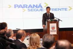 Na Educação, foram listadas obras de construção e reformas além de implantar em 200 escolas acesso à internet com wifi.