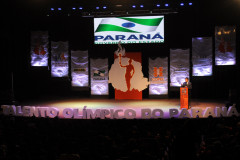 Atletas e técnicos da rede estadual de educação podem participar nas categorias Formador e Técnico Formador. São quase mil bolsas disponíveis.