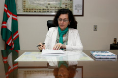 Uma avaliará o porte das escolas, por número de alunos, professores, funcionários e estrutura necessária, e outra as finanças do Estado na área da Educação.