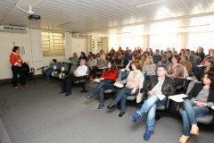 O debate que acontece nacionalmente, com novas regras de aposentadoria do INSS, não vai afetar os servidores públicos e professores.